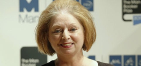 День рождения Хилари Мэнтел