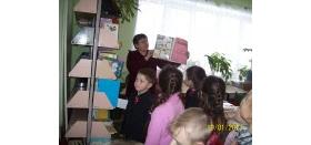 Первоклассники Касаргинской школы в первый раз посетили библиотеку