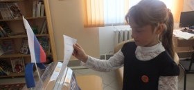 Урок-игра "Что такое выборы?" прошел в библиотеке п. Мирный