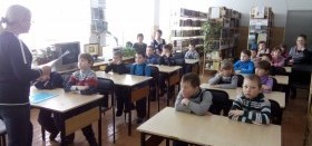 Литературный час "Есаульские поэты - детям" 