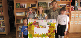 Утренник "Закружила осень золотая" прошел в Рощинской библиотеке