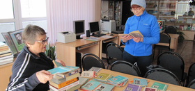 Любимых авторов стихи звучали в Рощинской библиотеке