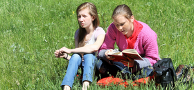 Чтение стихов под открытым небом прошло в п. Саккулово