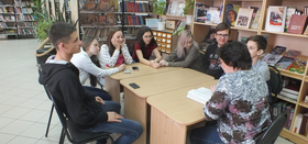 День чтения вслух прошел в Мирненской библиотеке