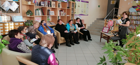 "Читаю для вас!" в Мирненской библиотеке