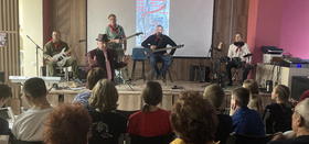 Поющие "Панама", "Флюгер" и "Серые камни"